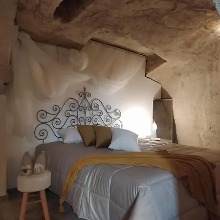 Palazzo Lombardi Cave & Apartment Matera