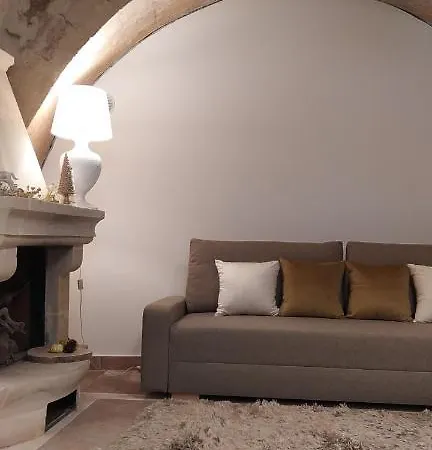 Palazzo Lombardi Cave & Apartment Matera